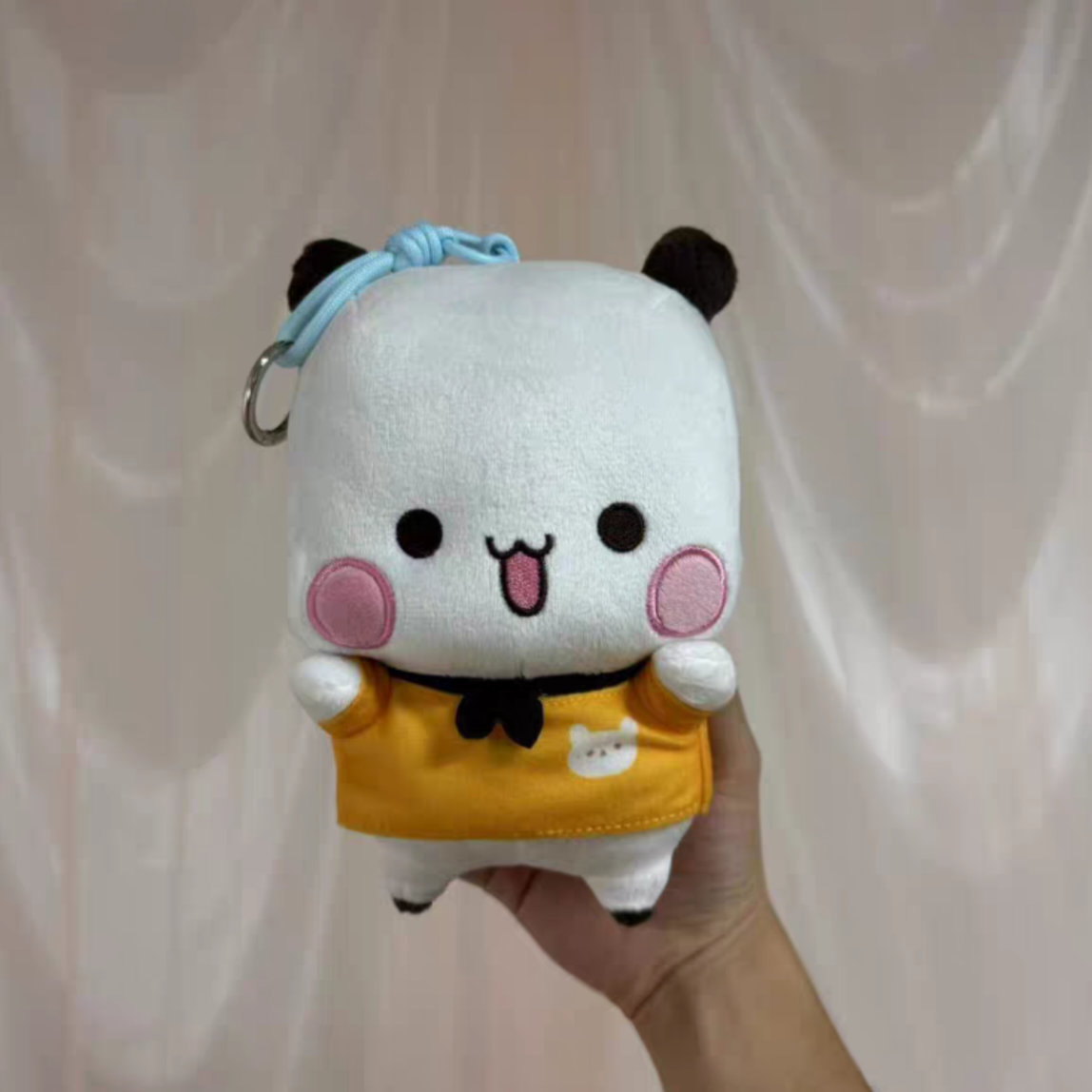 Bubu Dudu plush with pendant